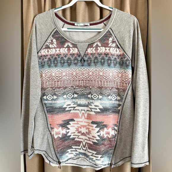 Maurices long sleeve shirt. Size Large - Picture 1 of 4